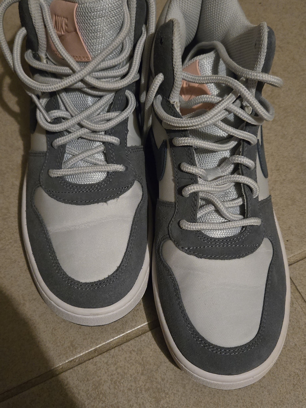 Nike Court Borough Mid Premium Fitness Shoes Over The Ankle Grey Women’s Size 8 - Picture 2 of 6